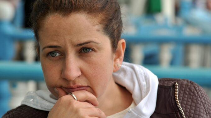 mrtgencer-woman-6984474_1280 How to Stop Overthinking Everything